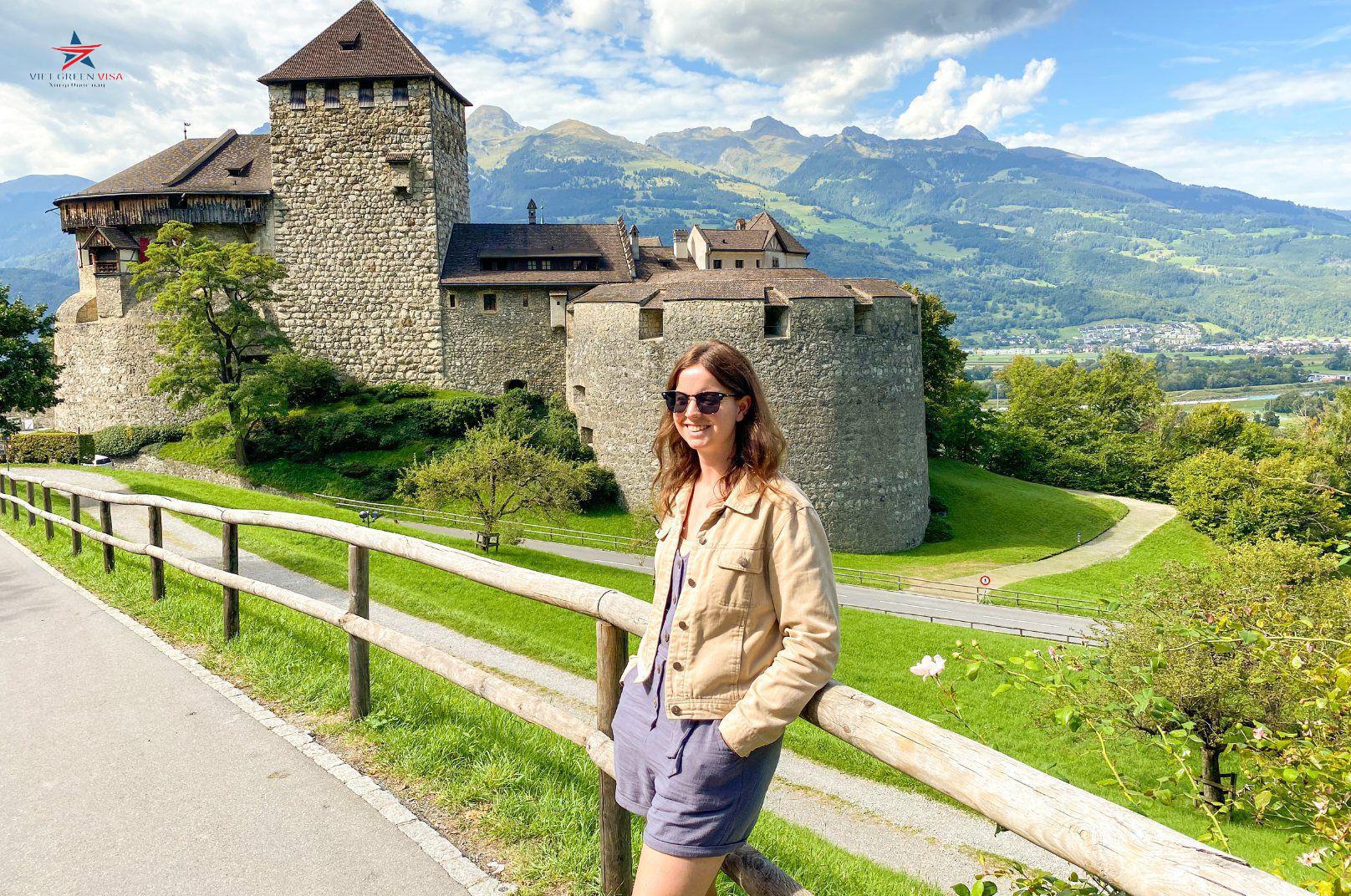 Bảo hiểm du lịch Liechtenstein xin visa Liechtenstein